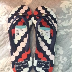 New Kate Spade navy blue bow flip flops size 7